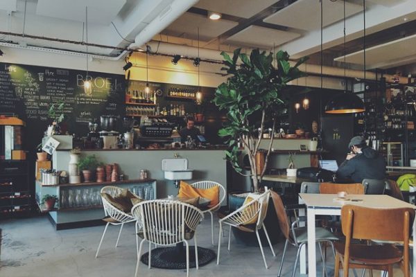 10 Kafe Sepi, Tenang, dan Nyaman di Jakarta, Cocok untuk Para Introvert!