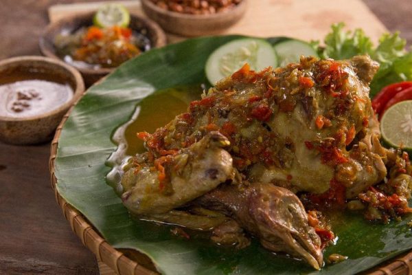 Resep Ayam Betutu: Kenikmatan Kuliner Khas Bali